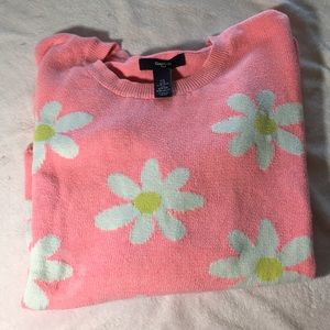 🌸 A cute flower sweater (long sleeved sweater)🌸